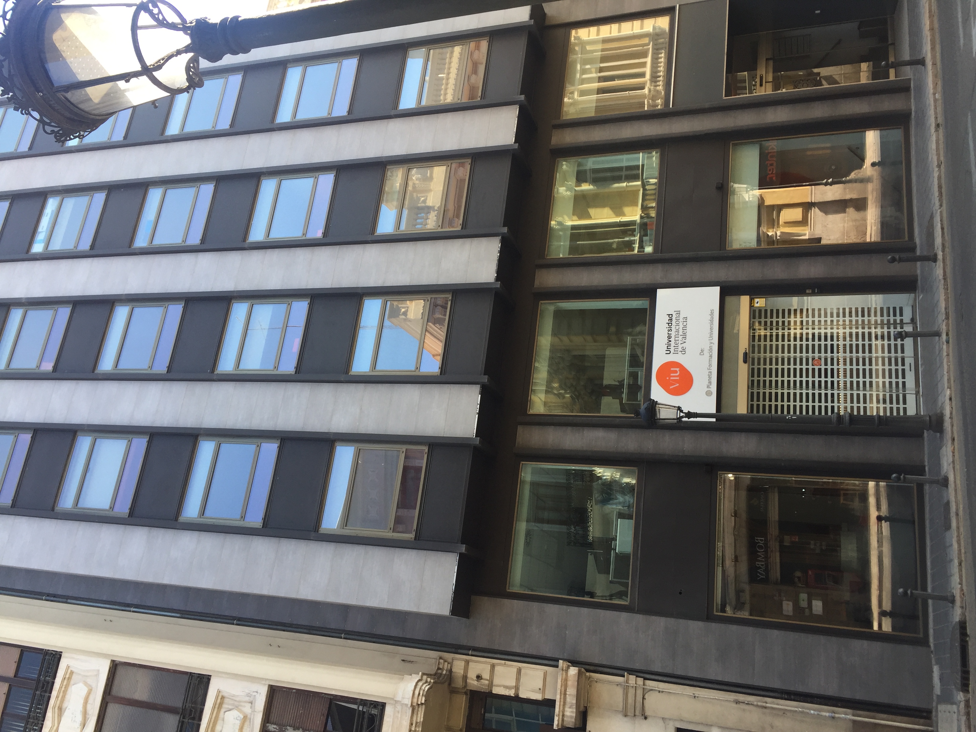 Universidad Internacional De Valencia