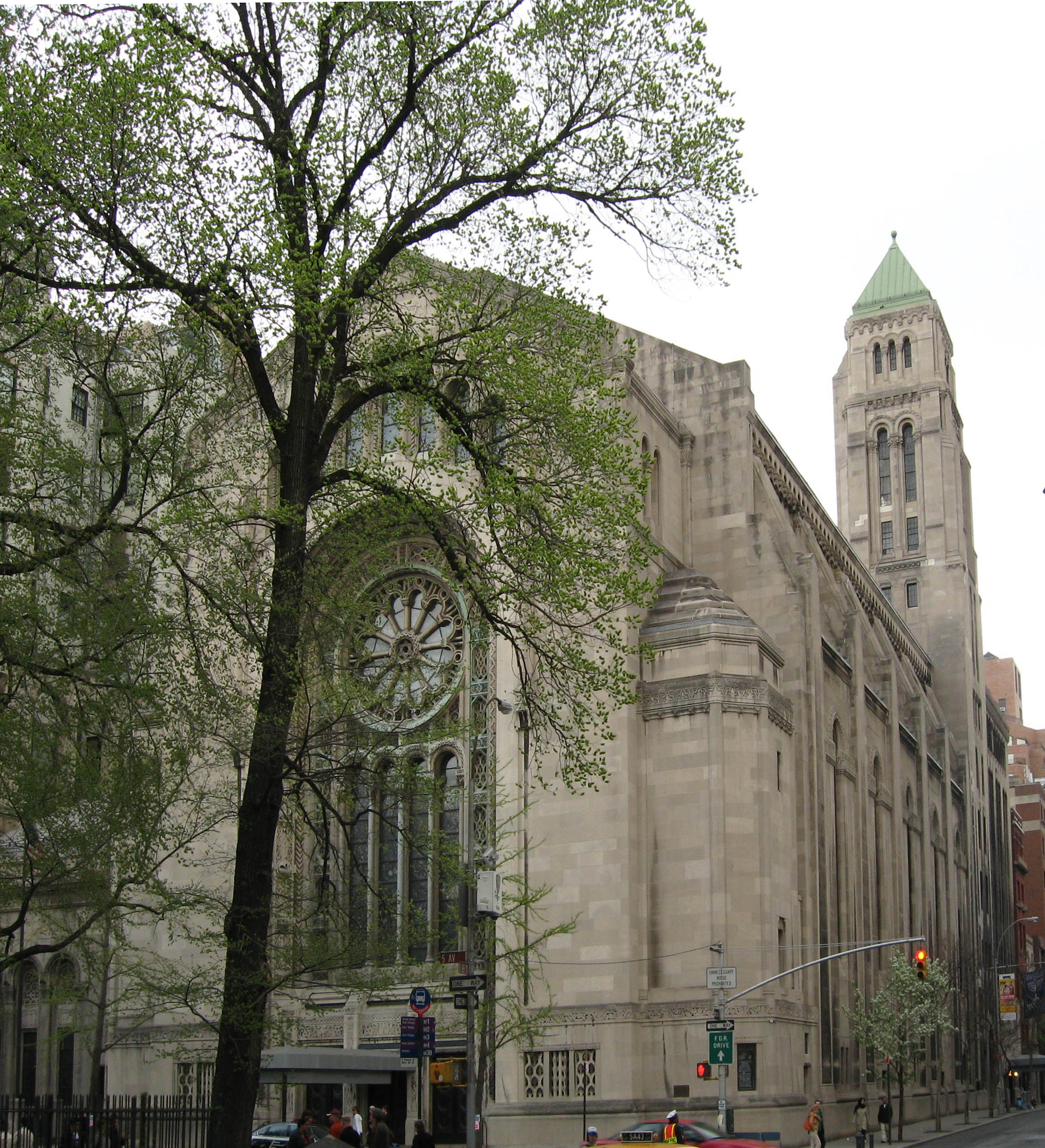 Temple Emanu El