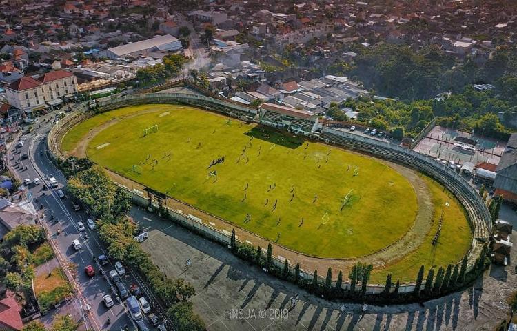 Stade Kompyang Sujana