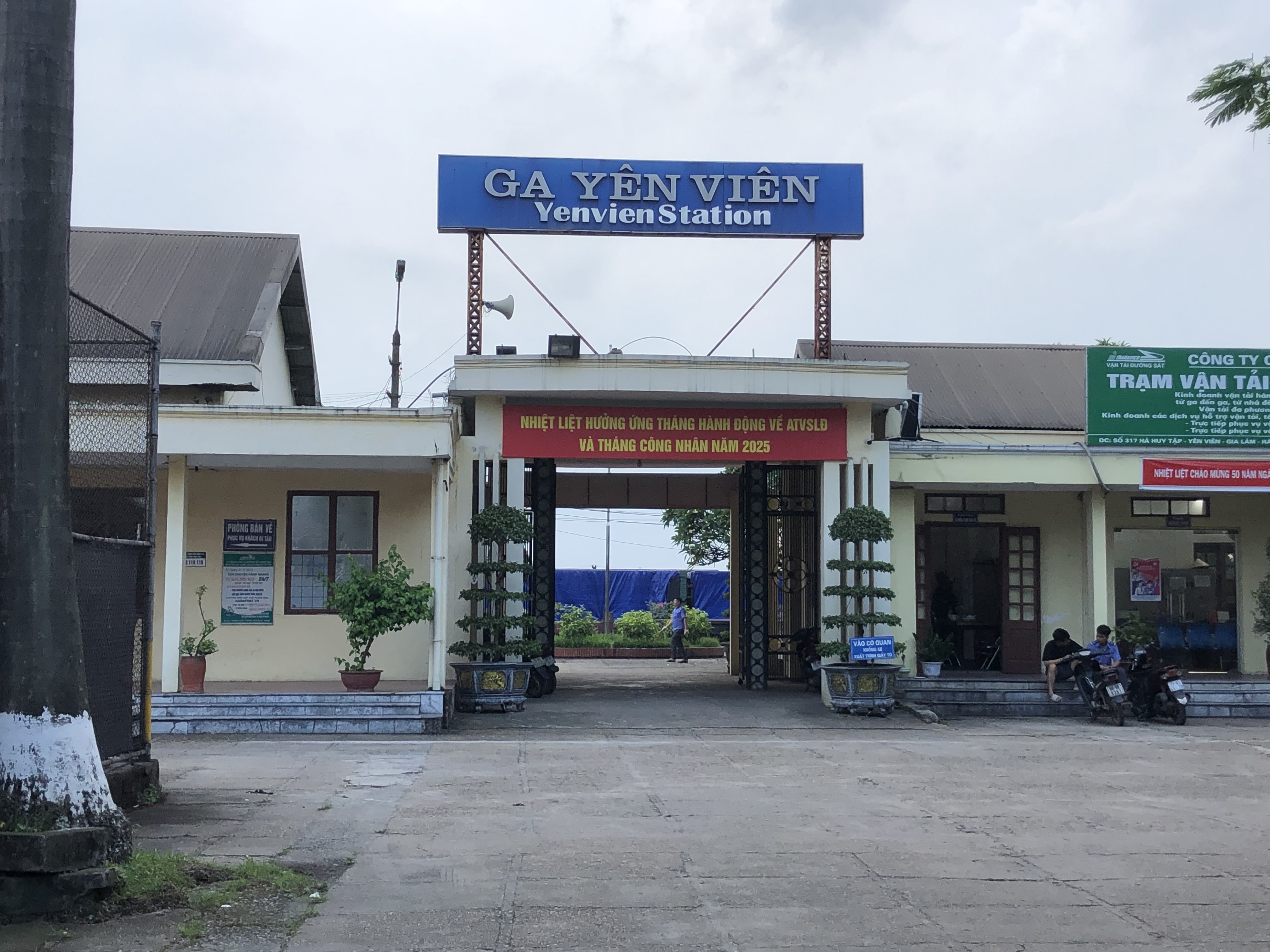 Bahnhof Yên Viên