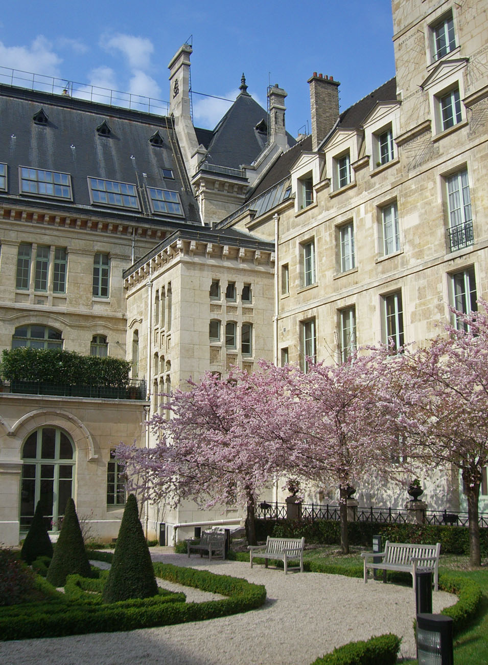 Universidad De París