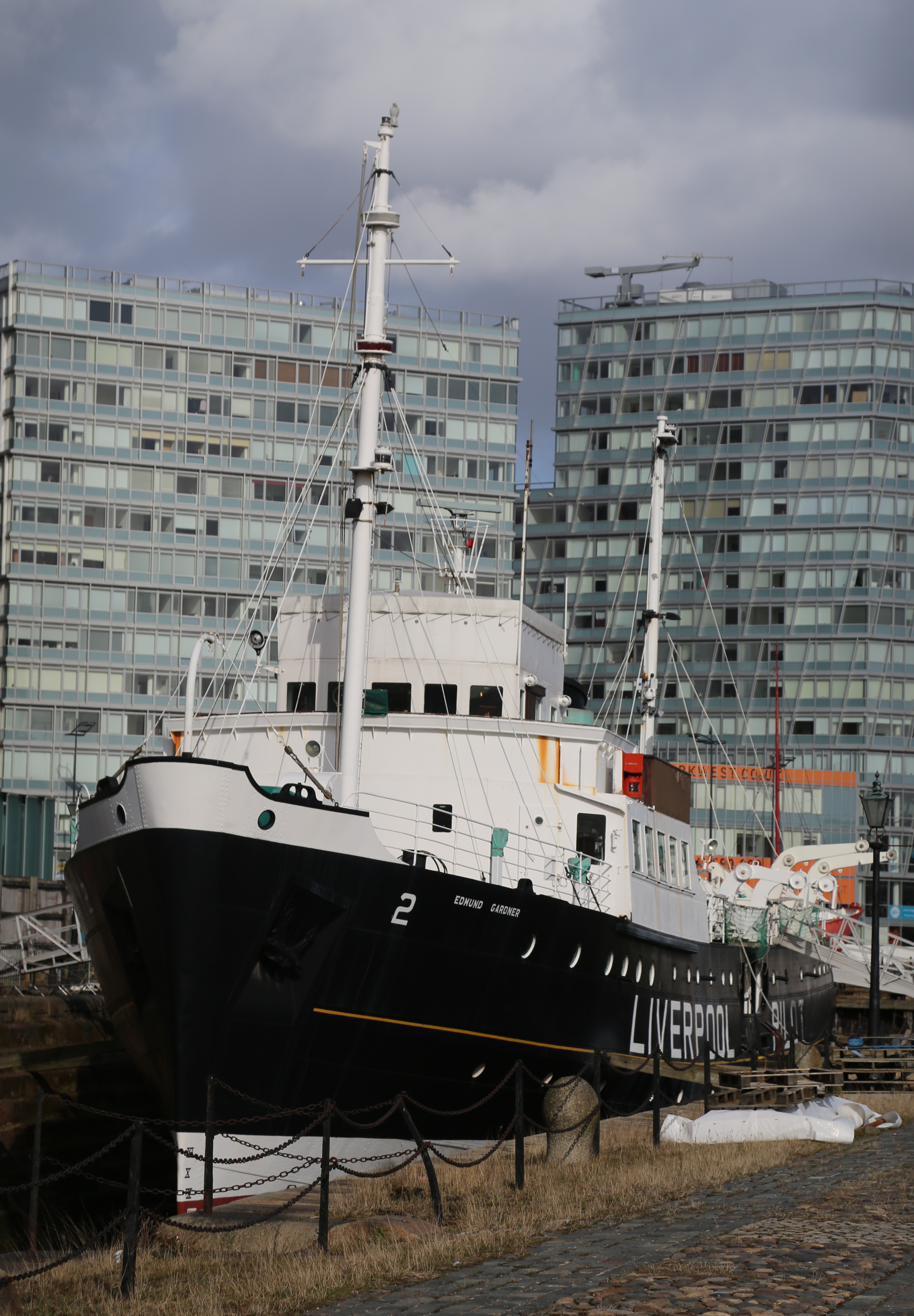 Mv Edmund Gardner