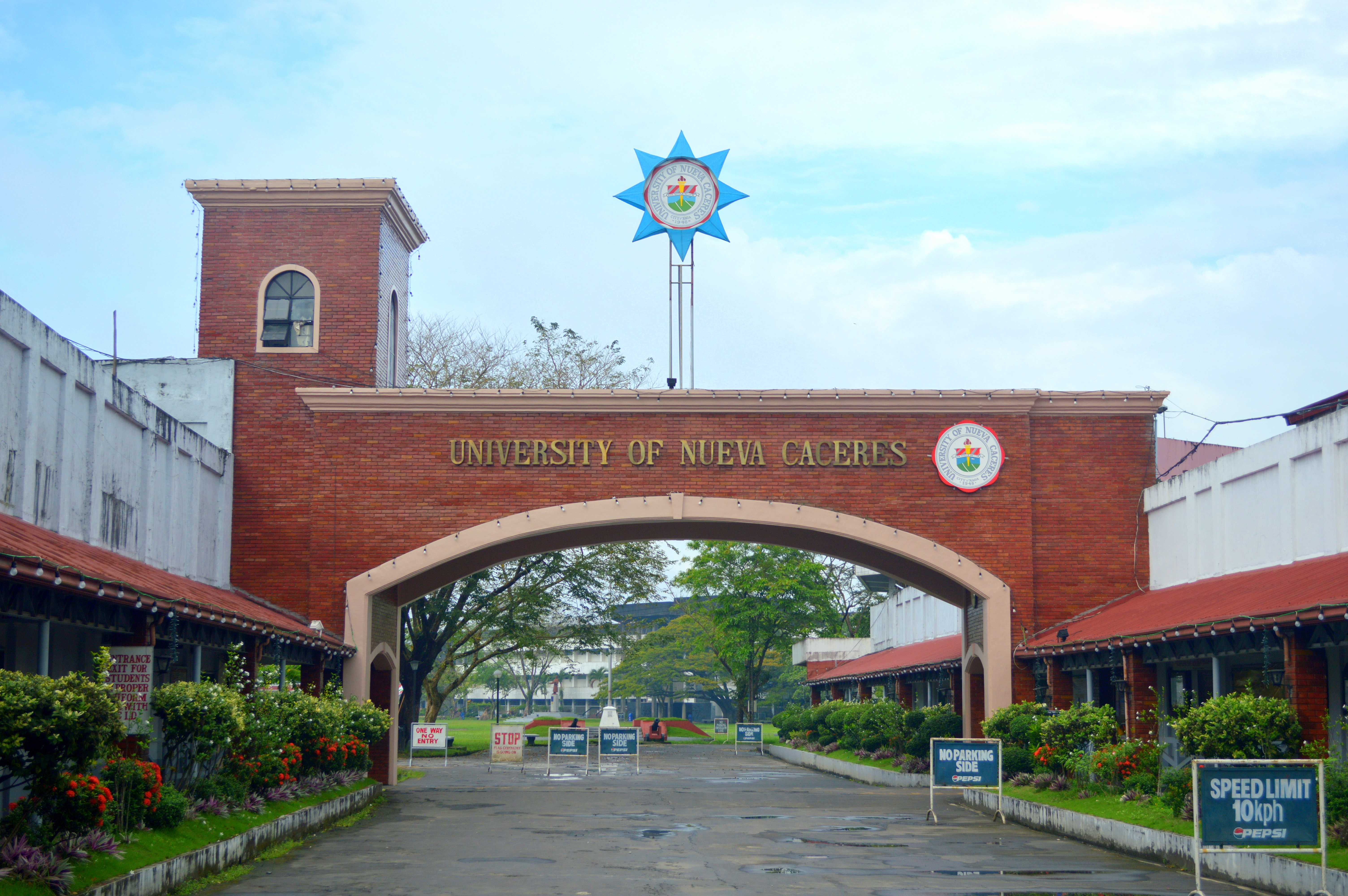 Universität Von Nueva Caceres