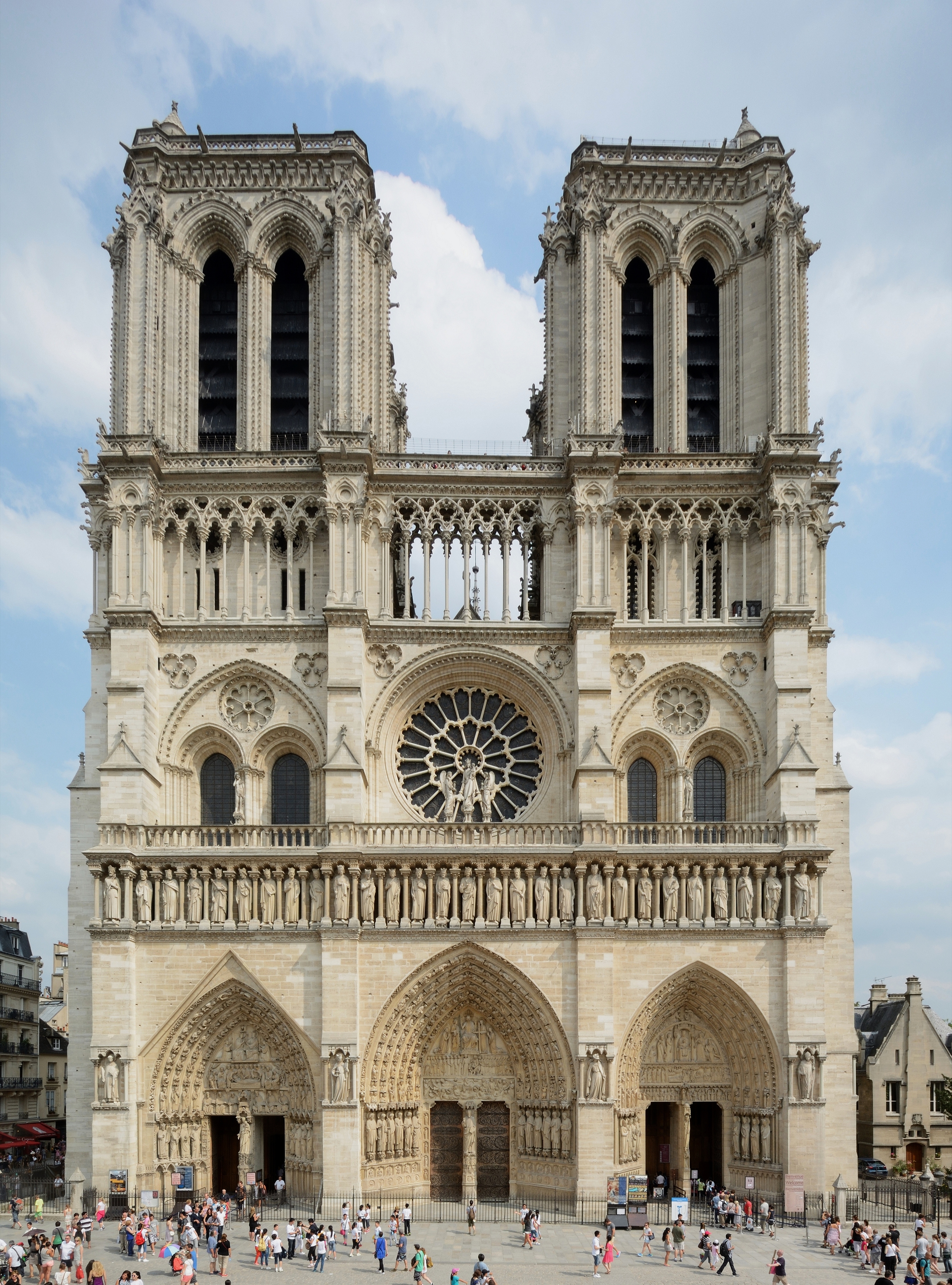 Notre-Dame De París