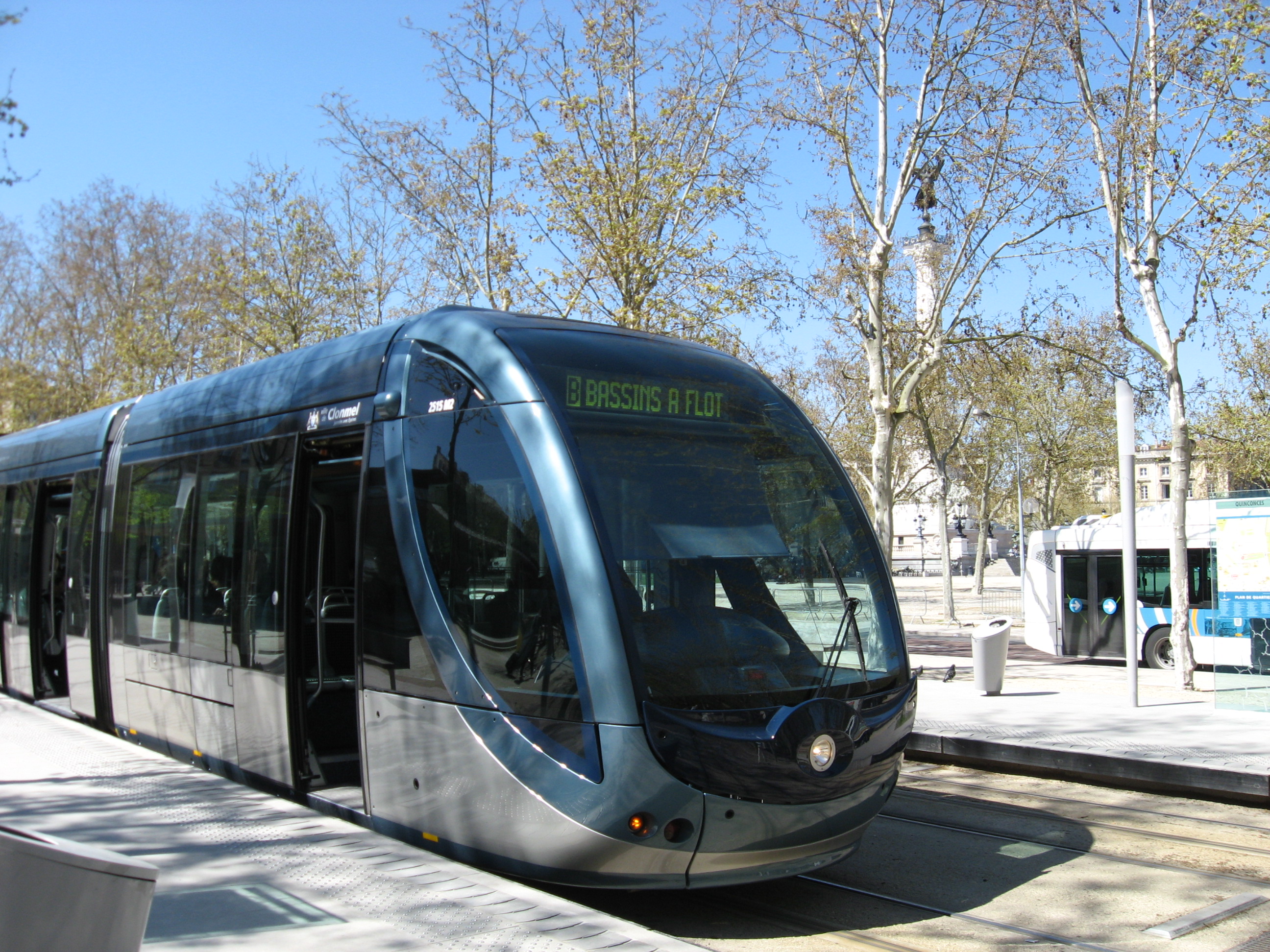 Straßenbahnhaltestelle Quinconces