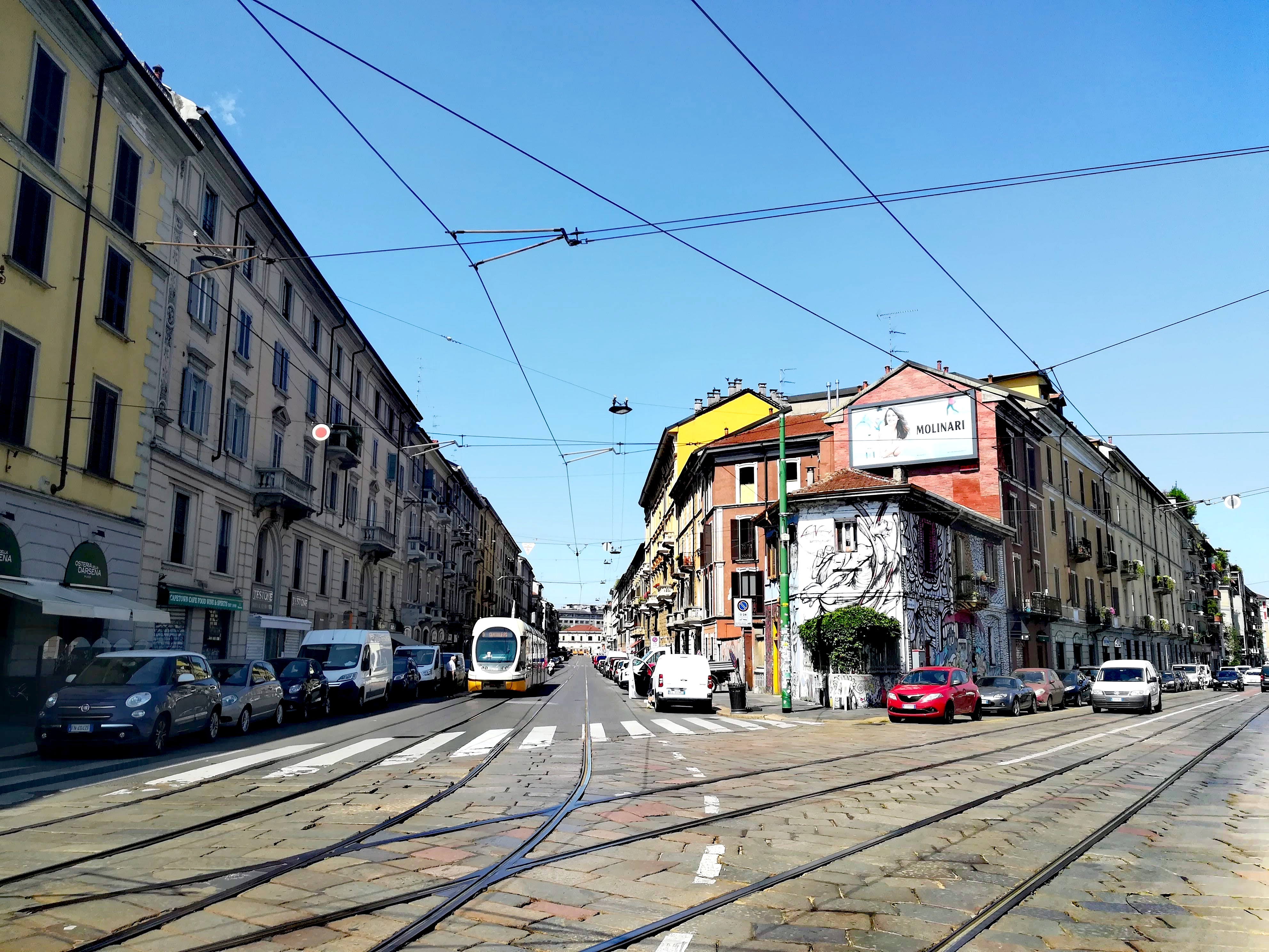 Porta Genova