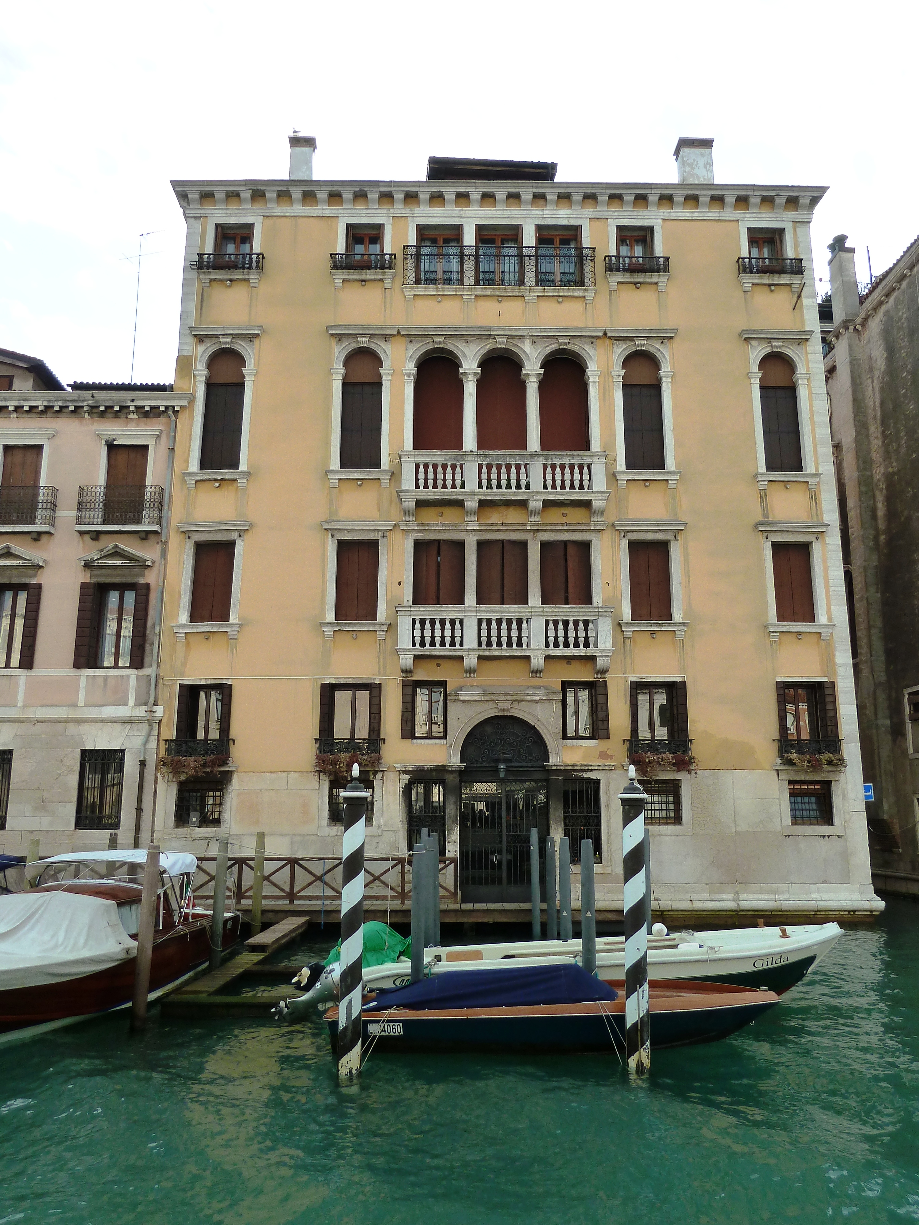 Palazzo Curti Valmarana