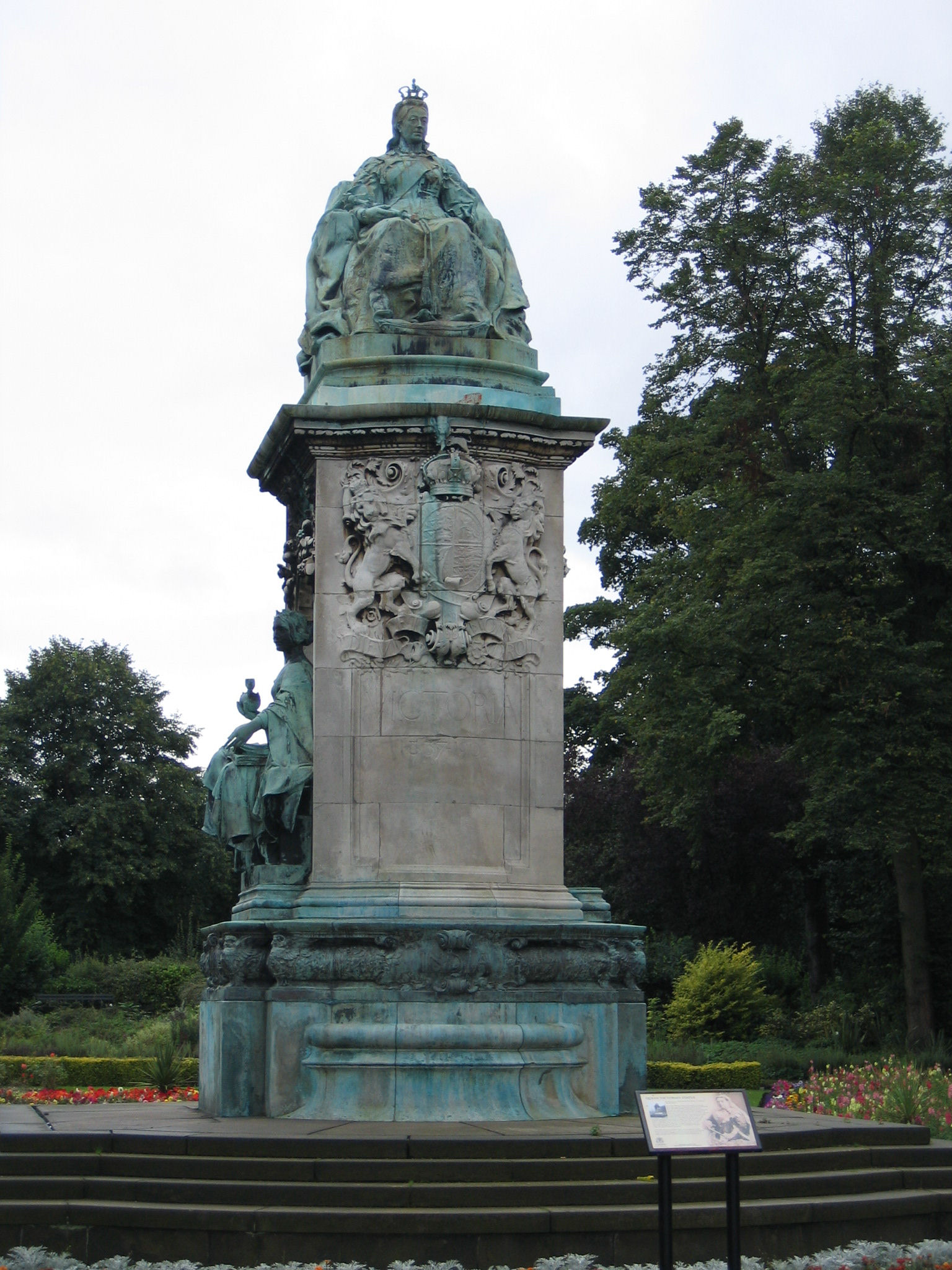Memorial Da Rainha Vitória, Leeds