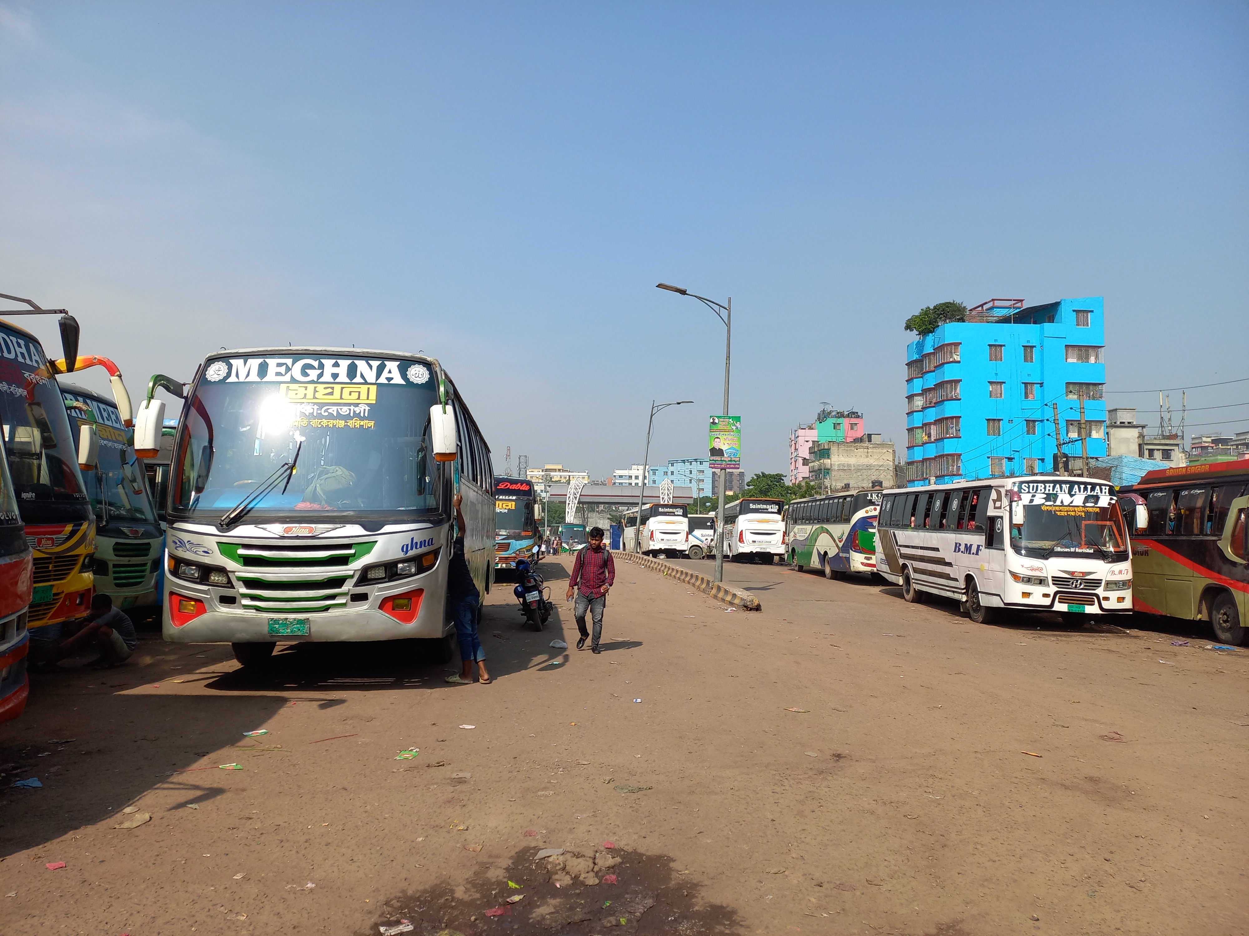 Sayedabad Busbahnhof