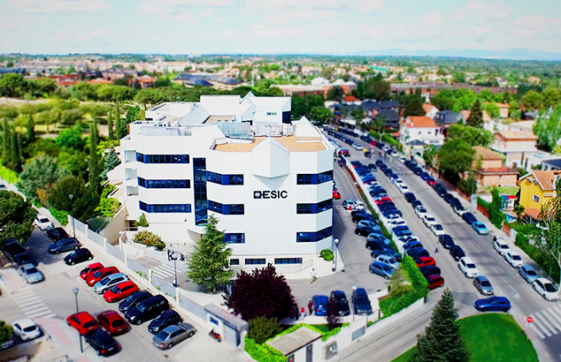 Esic Univerzita