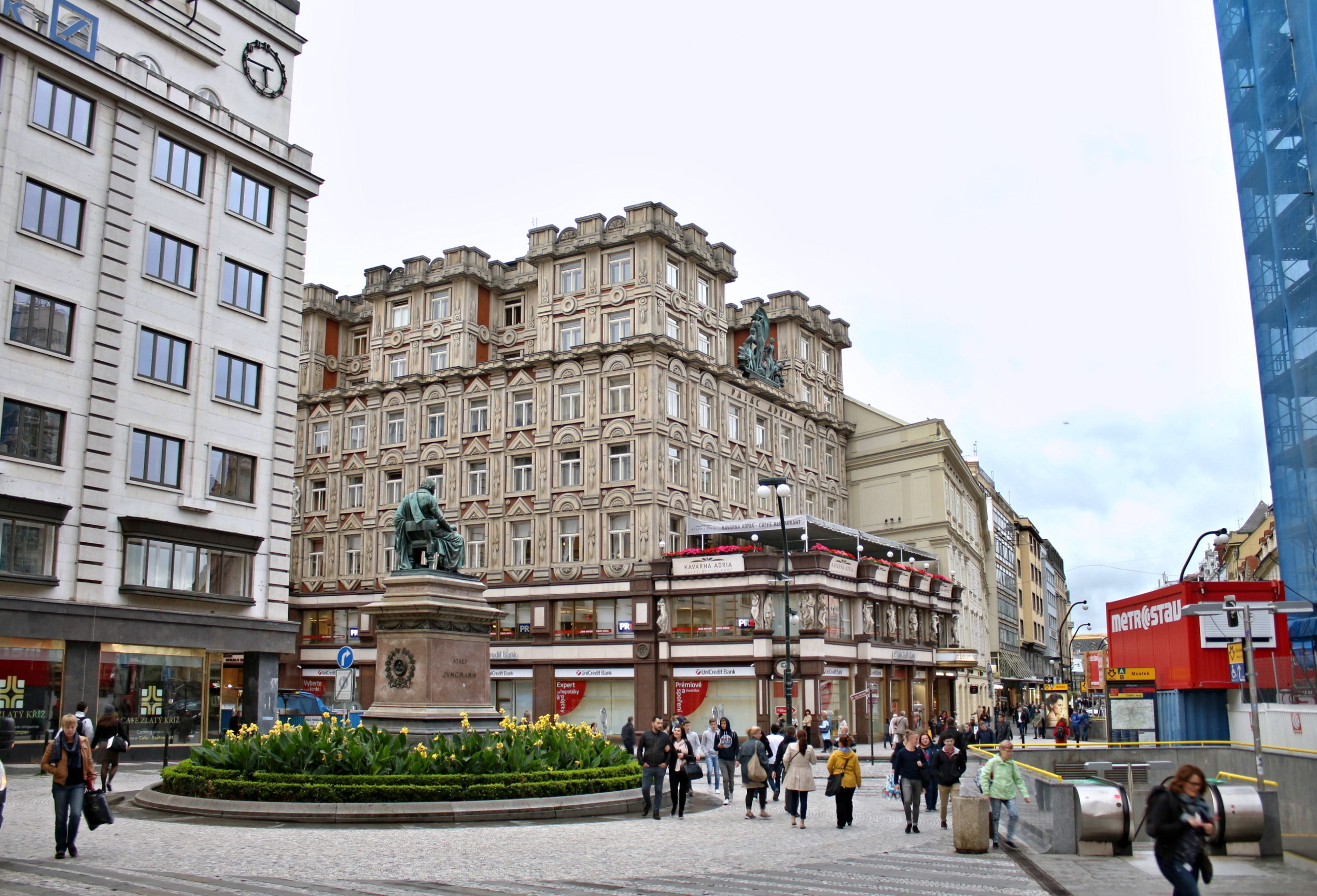 Jungmann Square
