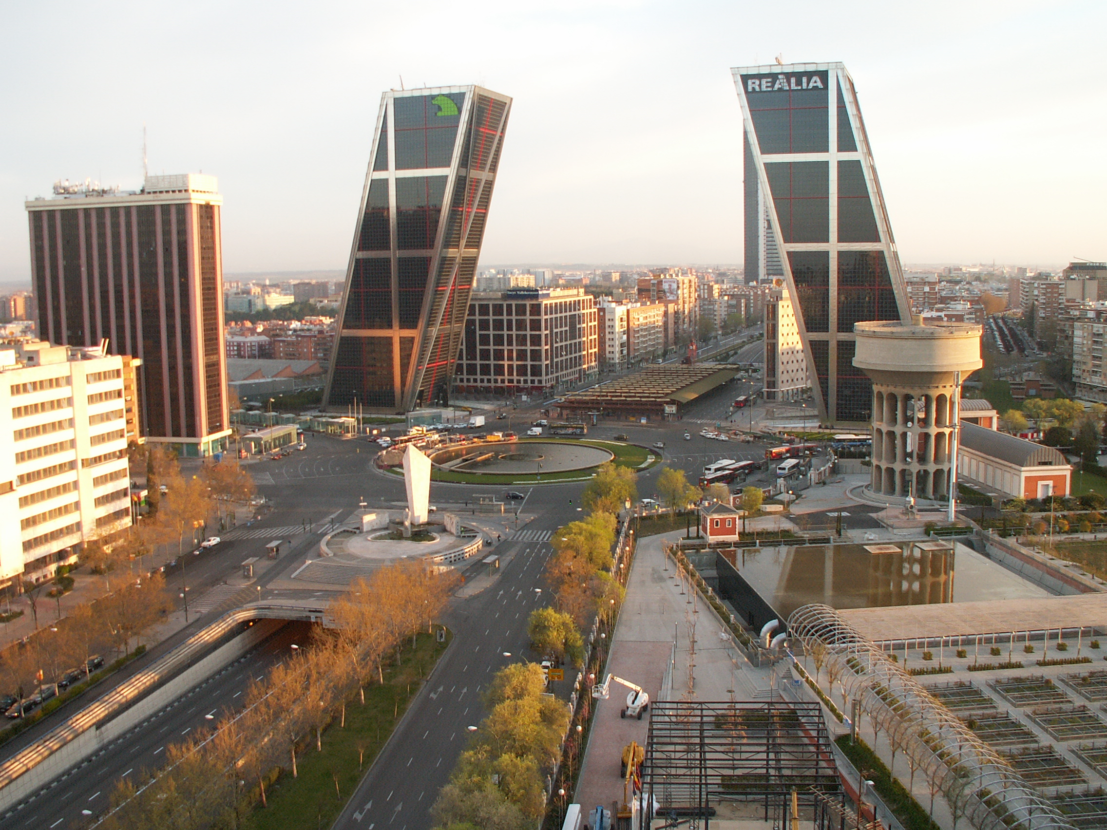 Puerta De Europa