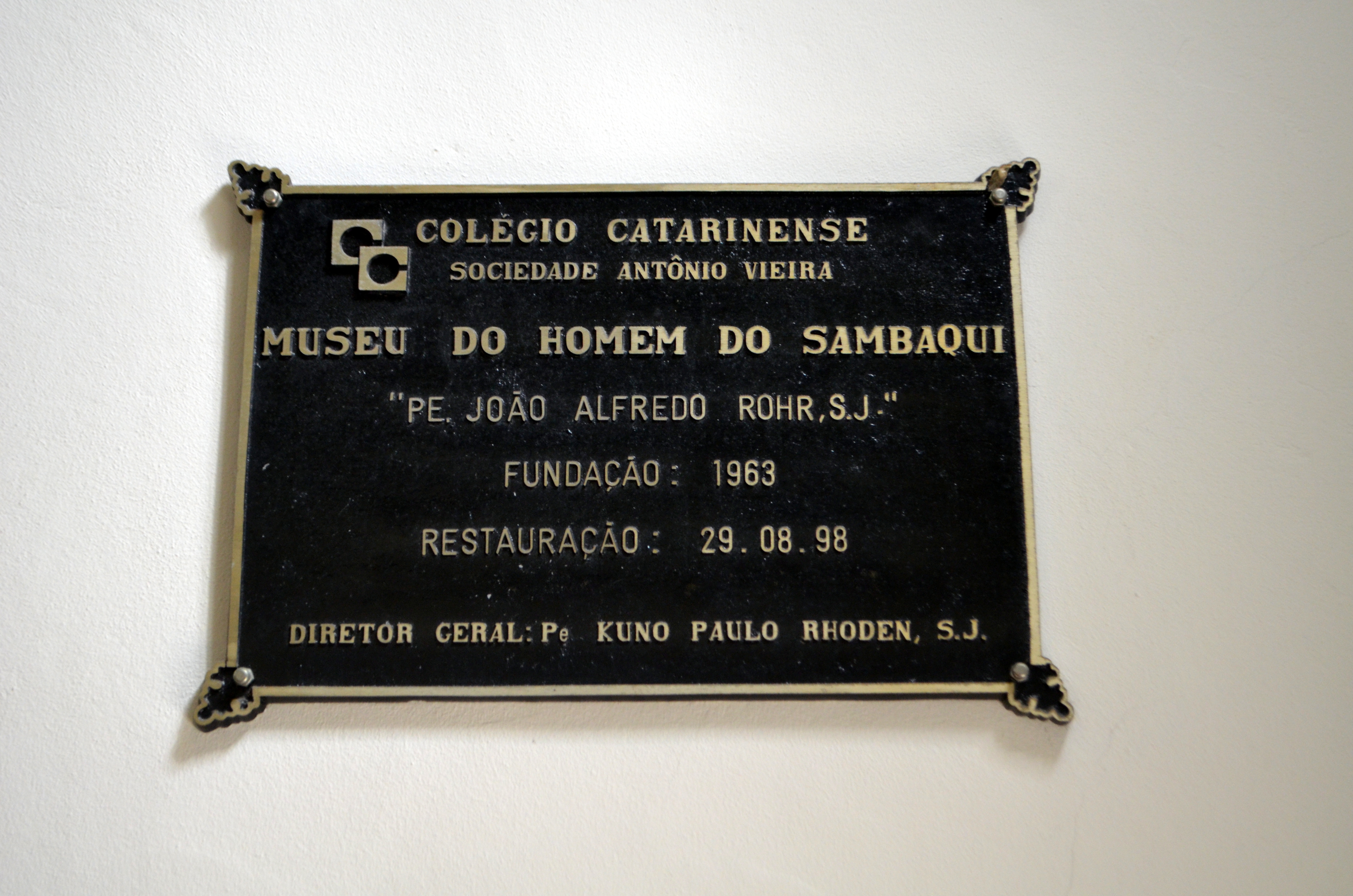 Muzeum Muže Z Sambaqui