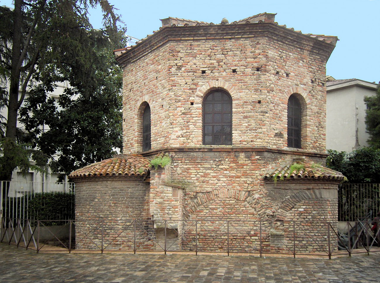 Battistero Degli Ariani