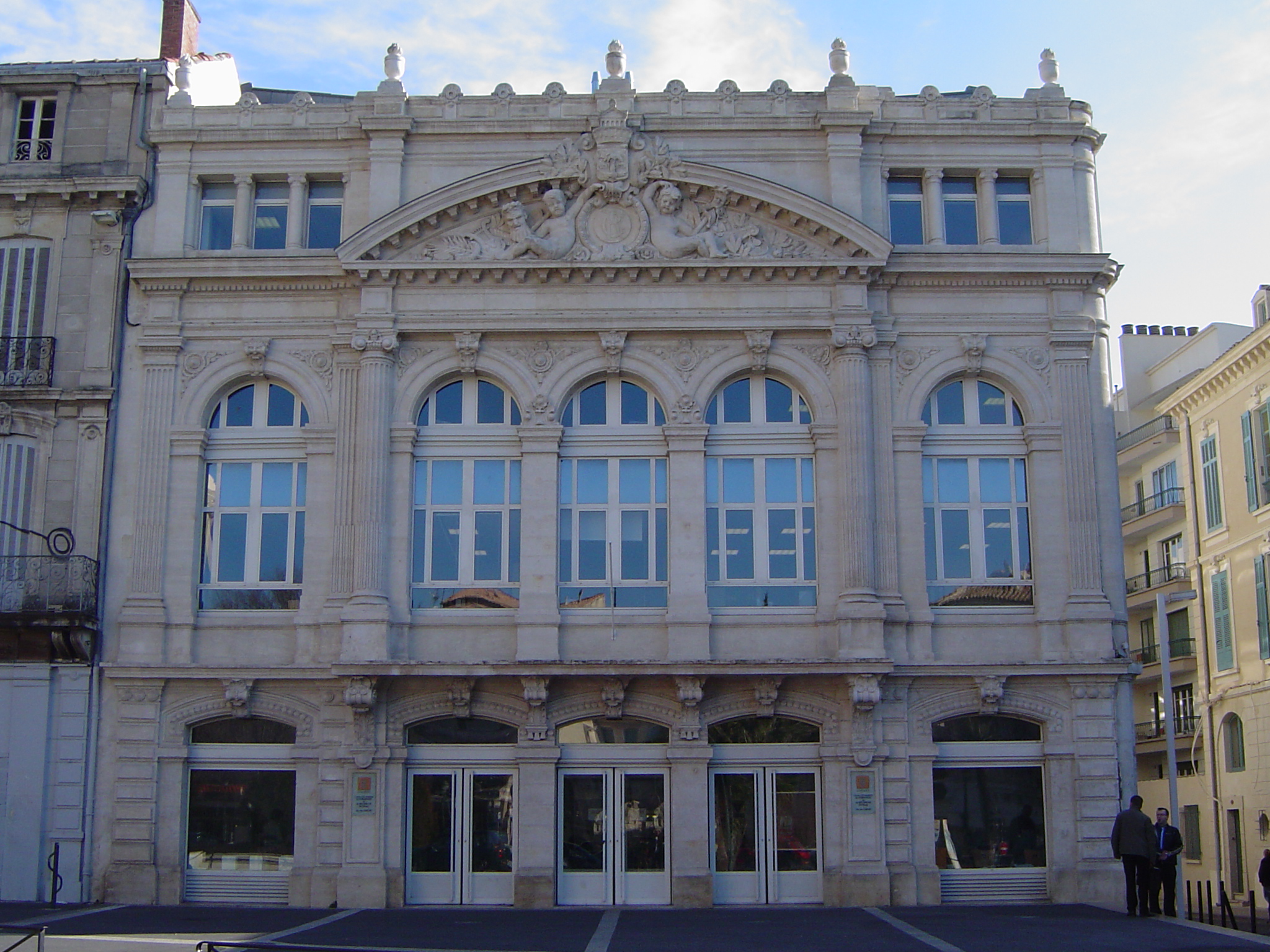 Universidad De Nîmes
