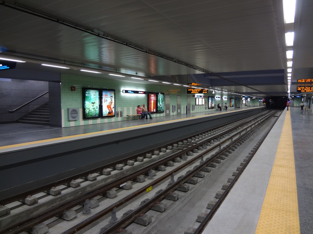 Moscavide Station