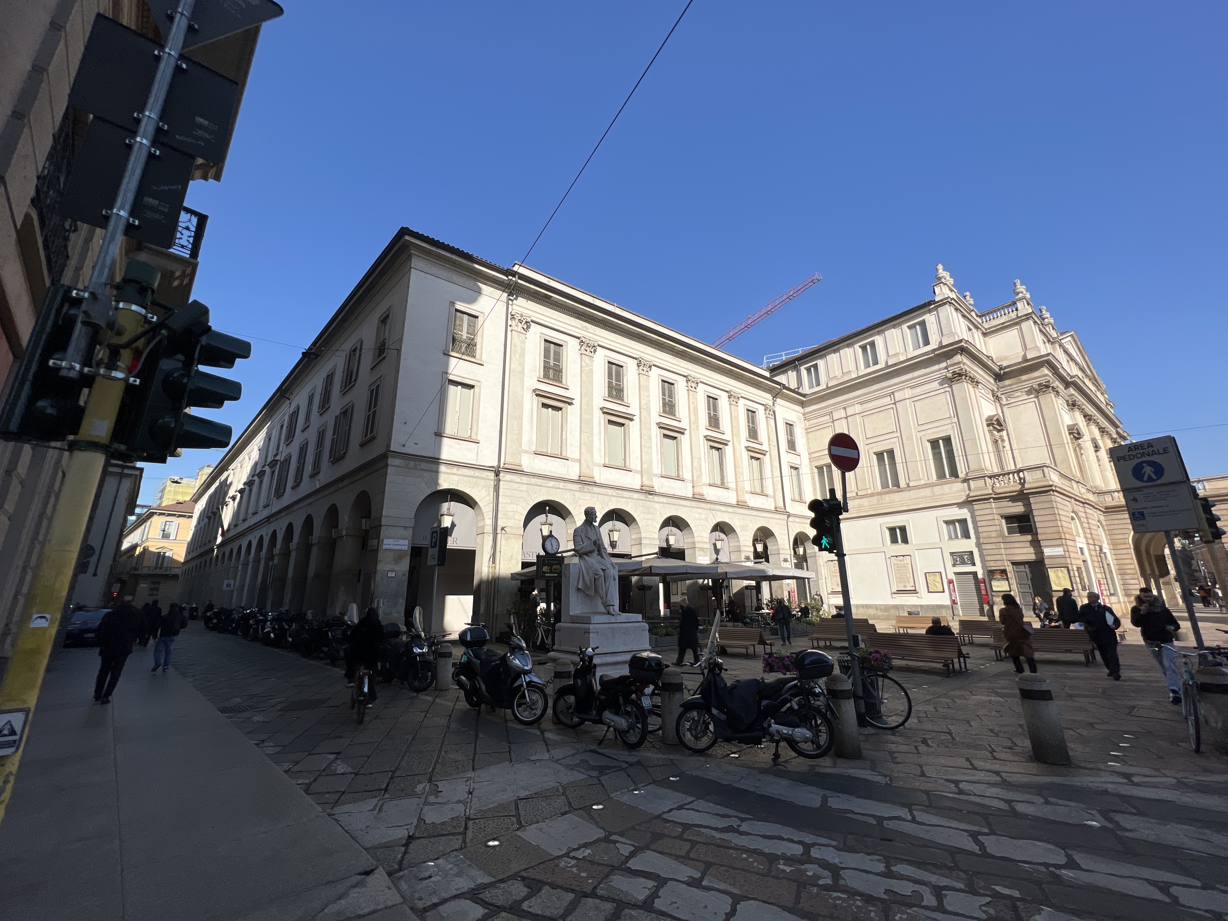Piccola Scala