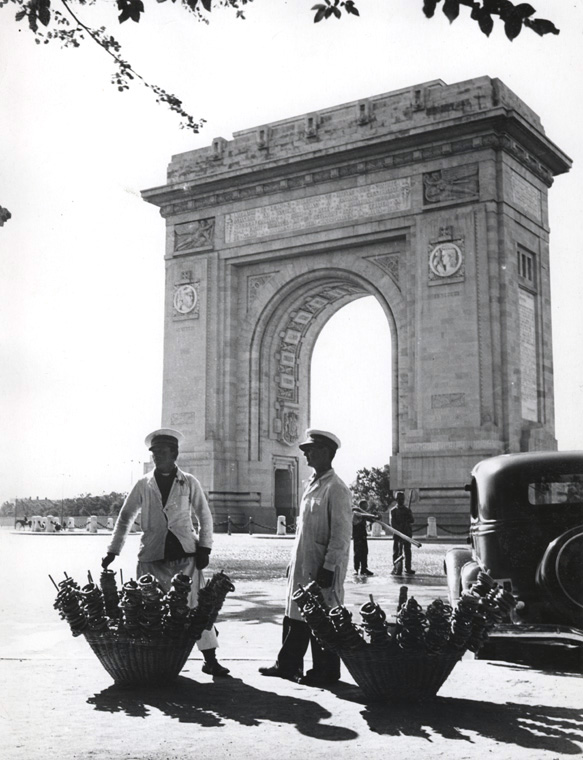 Arcul De Triumf Bucharest