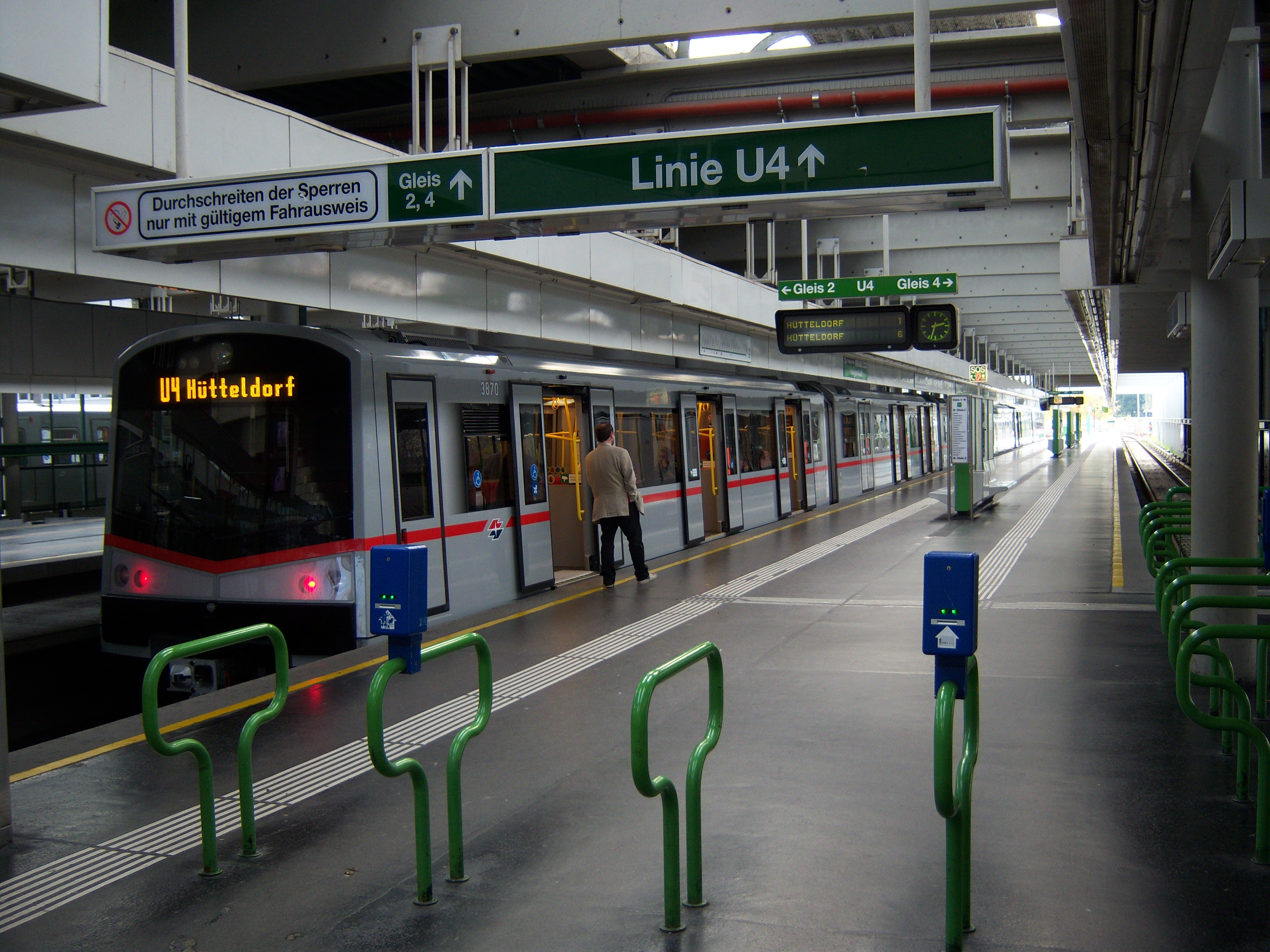 Heiligenstadt (Vienna U-Bahn)