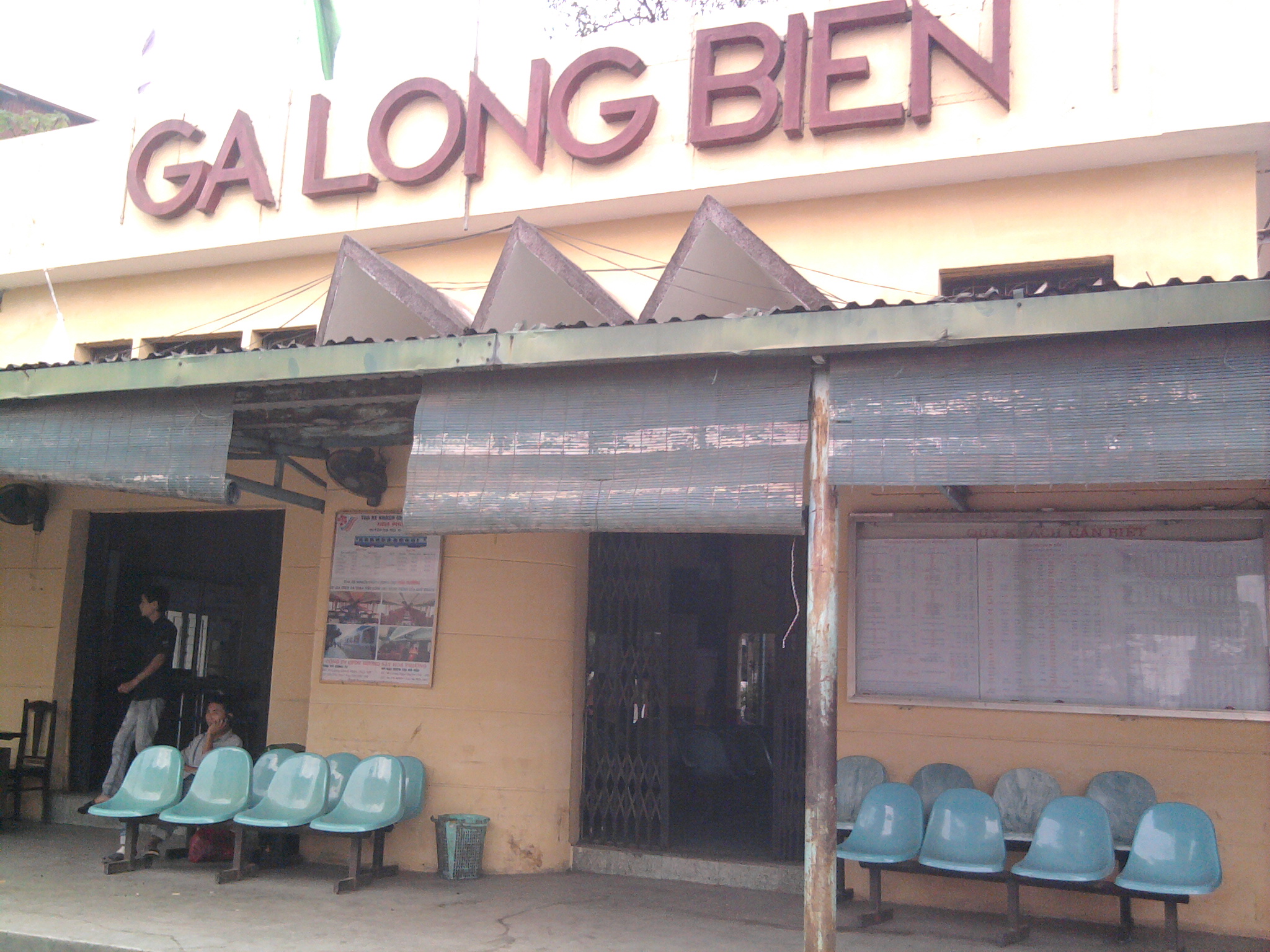 Bahnhof Long Biên