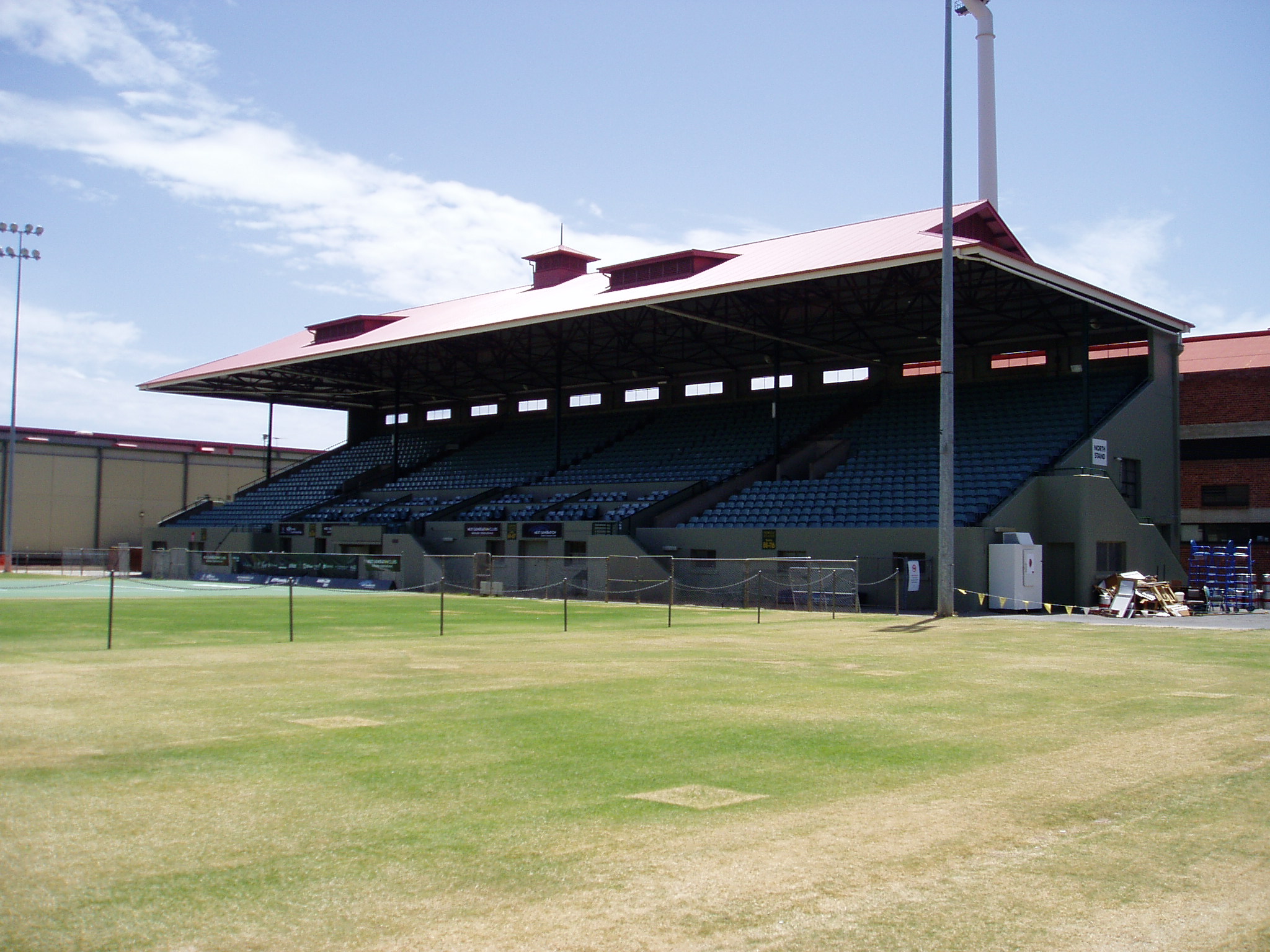 Memorial Drive Tennis Centre