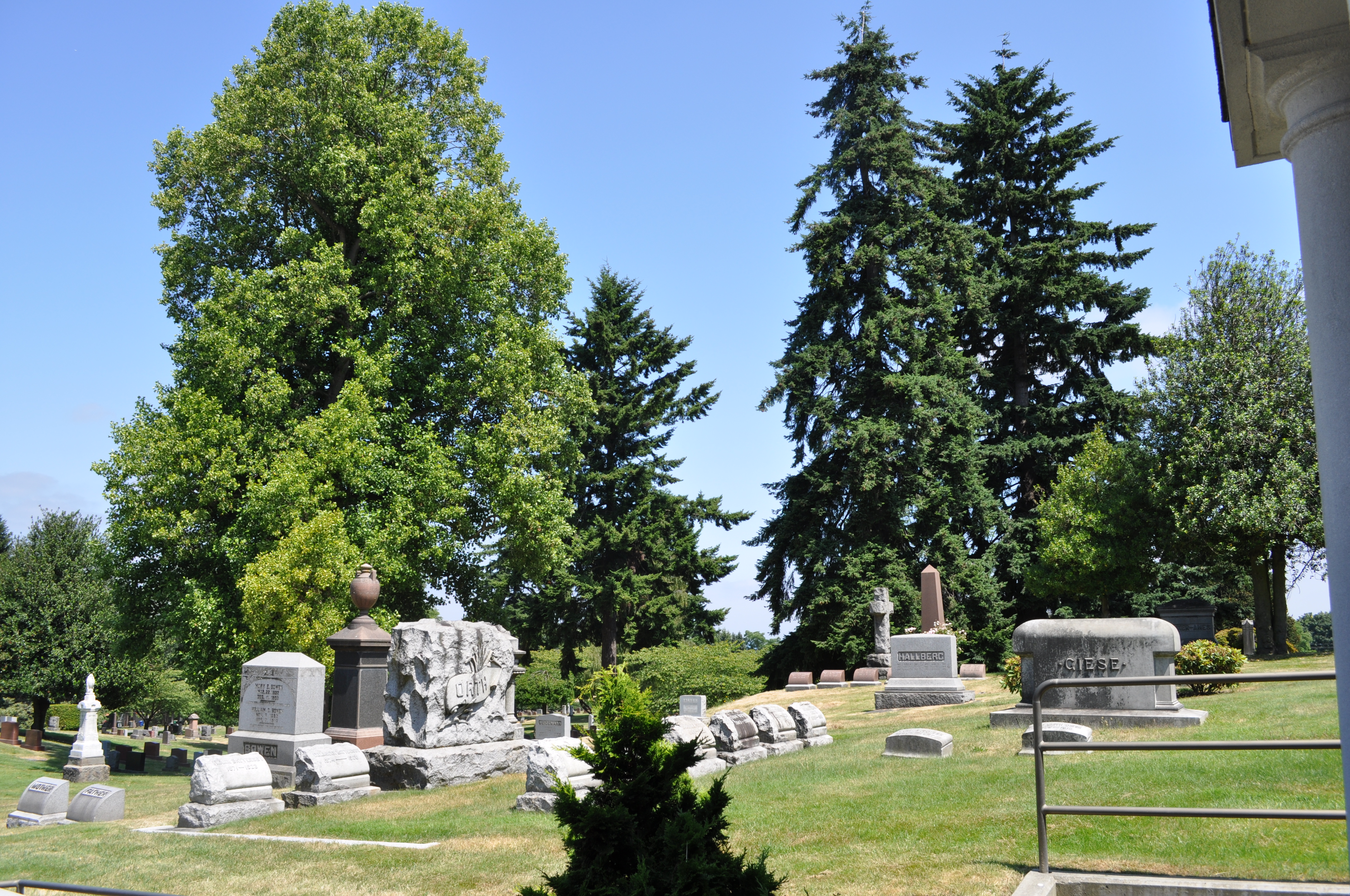 Cementerio Lake View