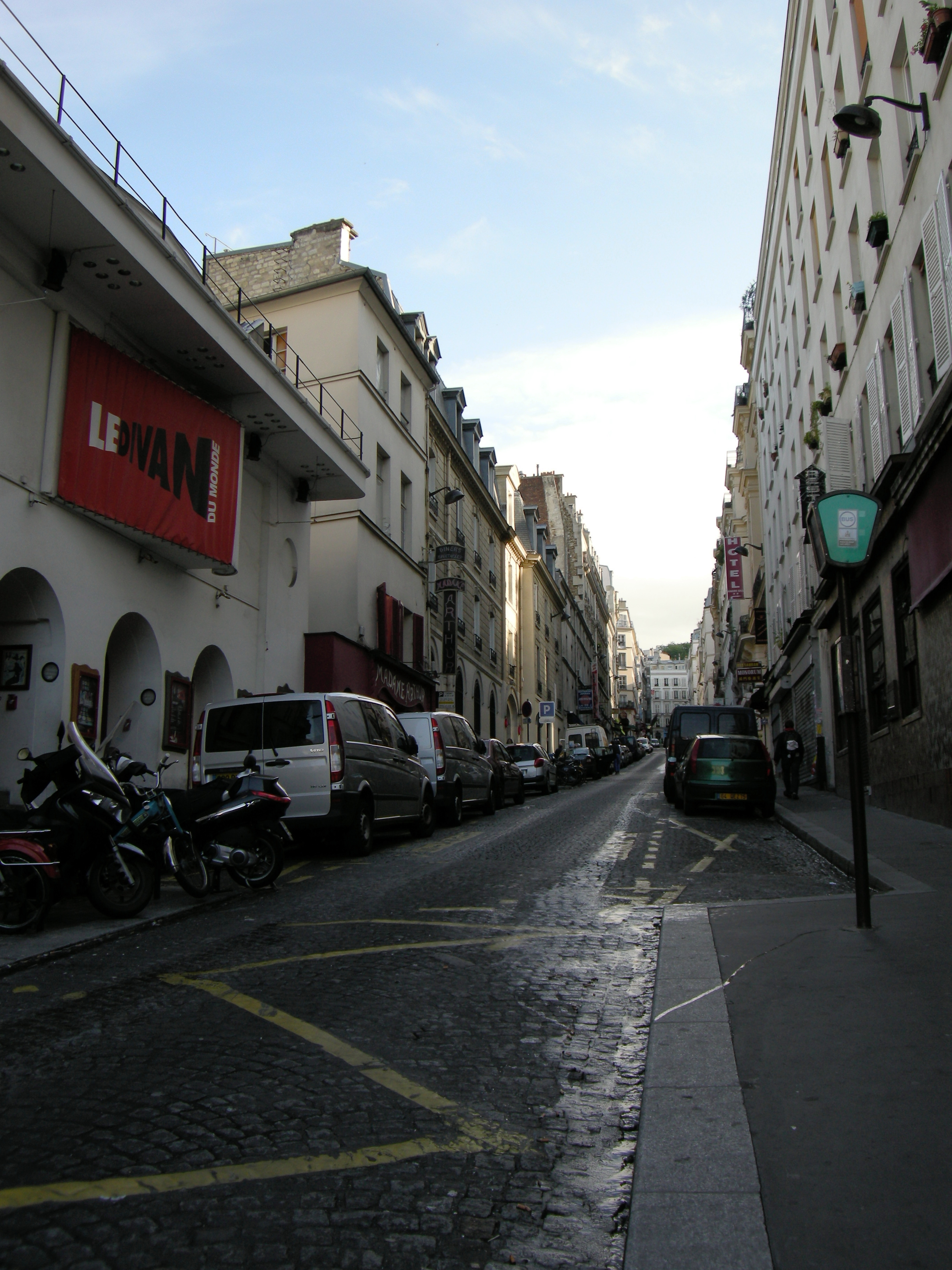 Le Divan Du Monde