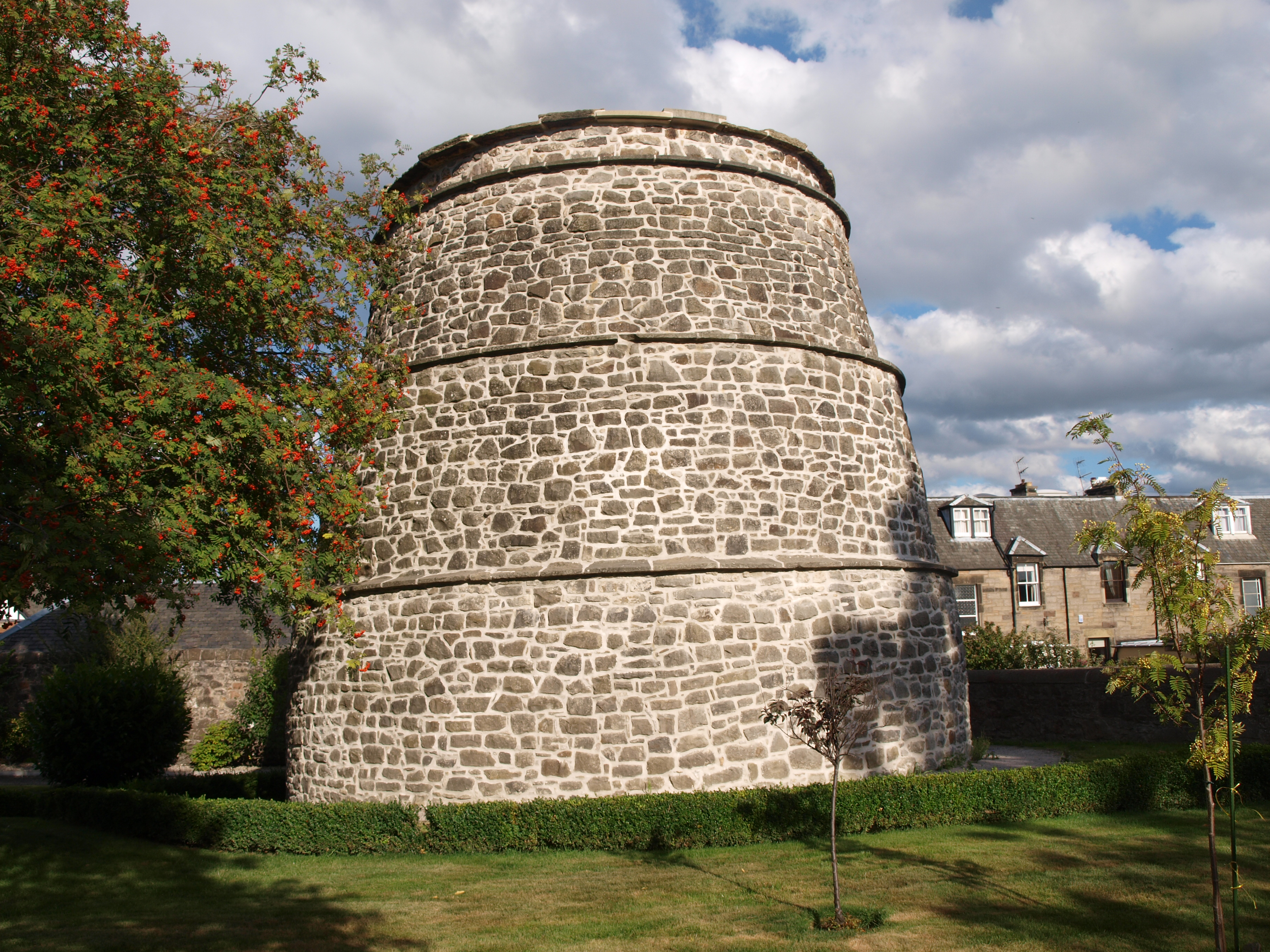 Dovecot, 2 Dovecot Road, Corstorphine, Эдинбург