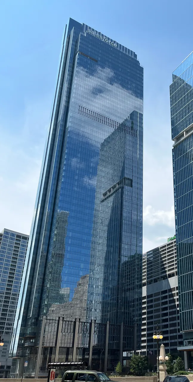 沃尔夫点南塔
