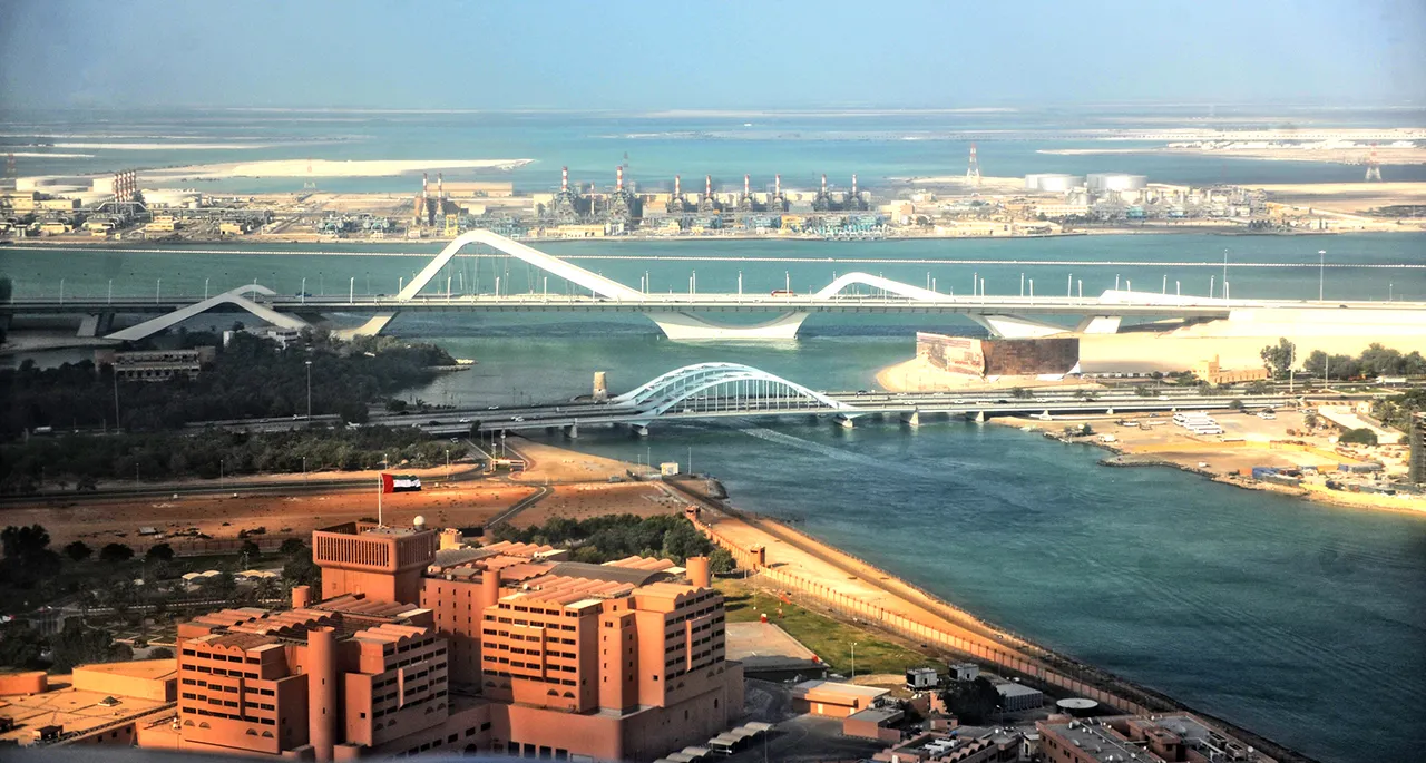 Puente Sheikh Zayed