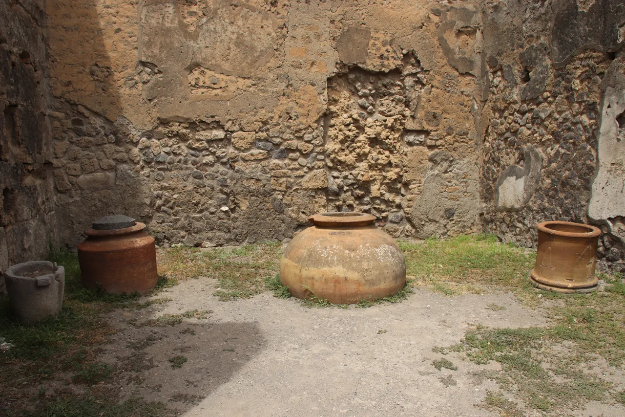 Shop (Vi.10.10)