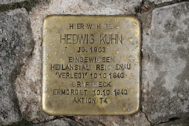 献给赫德维格·库恩的Stolperstein